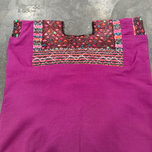 Load image into Gallery viewer, image-huipil-blouse-3
