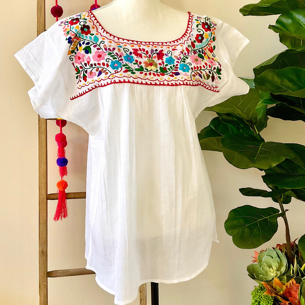 Yucatan embroidered Top