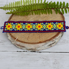 Load image into Gallery viewer, image-huichol-bracelet-1

